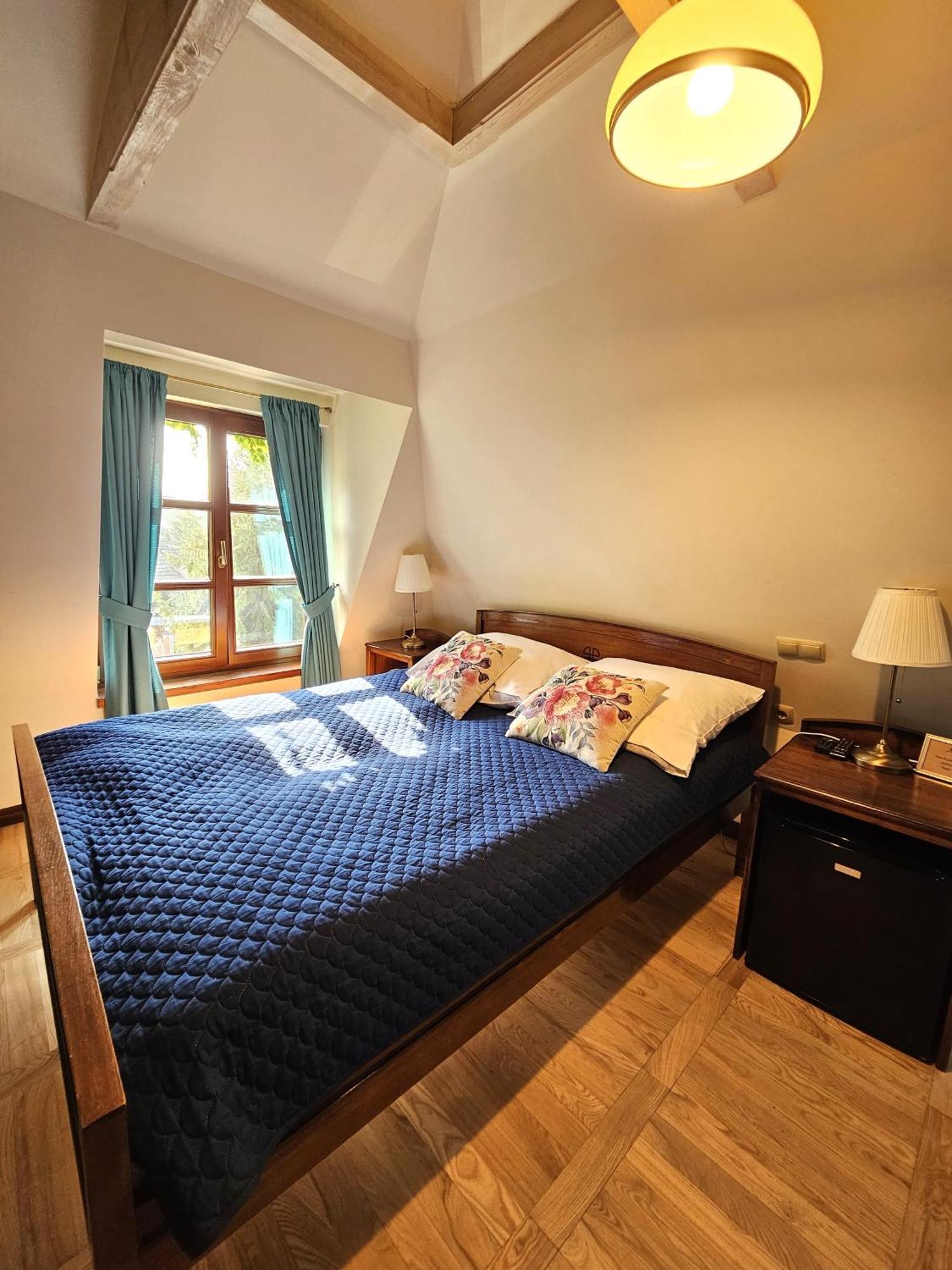 Agharta Bed & Breakfast Казимеж Долни Екстериор снимка